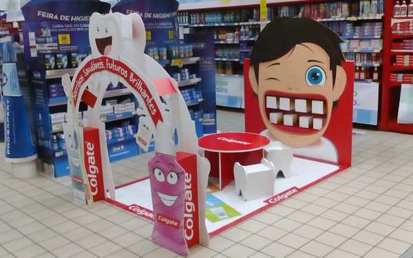 Stand Colgate